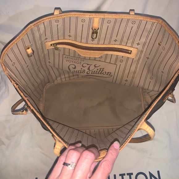 Authentic Louis Vuitton Neverfull MM Classic LV Monogram Bag - Picture 2 of 11